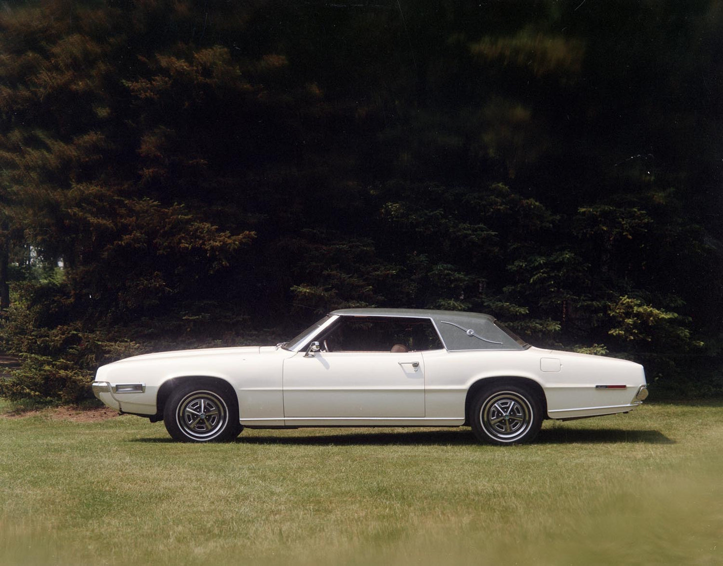 1968 Ford Thunderbird Landau two-door CN4904-50 0144-2854