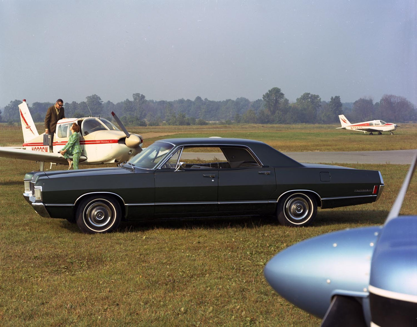 1968 Mercury Montclair four-door hardtop CN4908-672 0144-2880