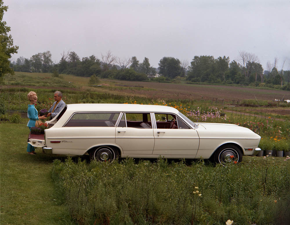 1969 Ford Falcon station wagon CN5500-106 0144-2902