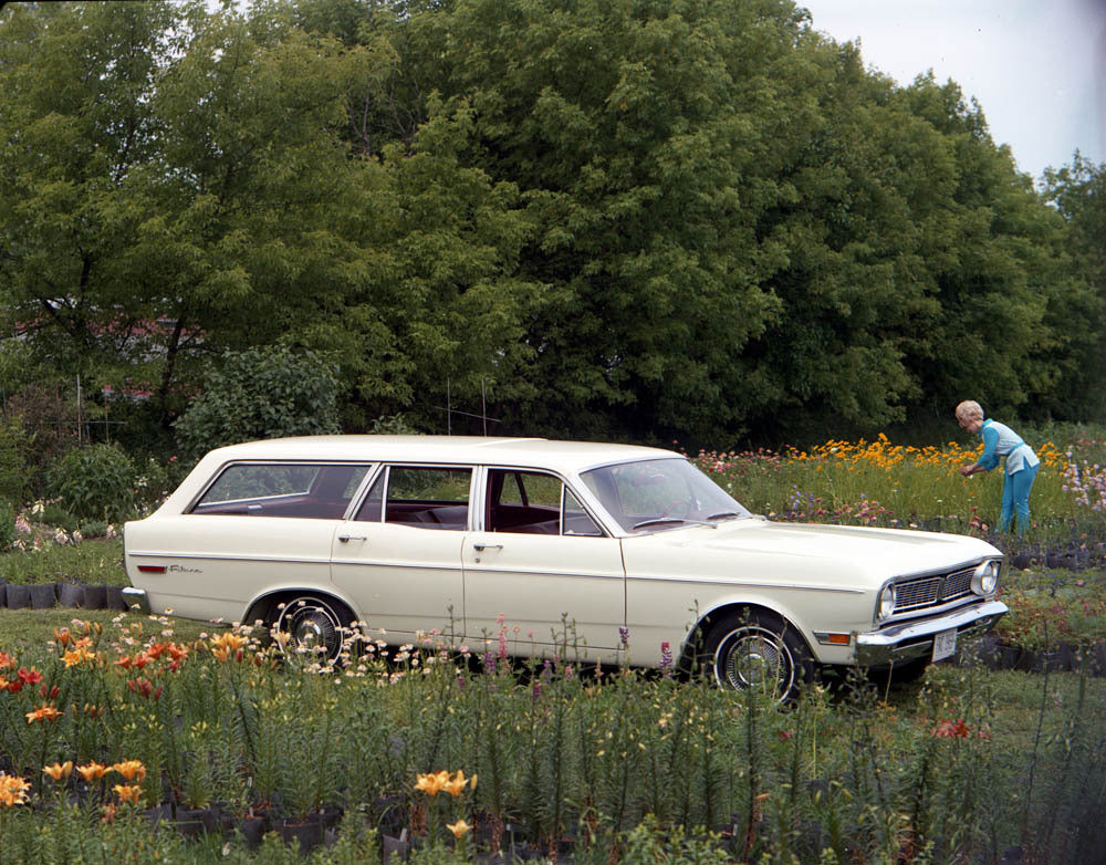 1969 Ford Falcon station wagon CN5500-108 0144-2903