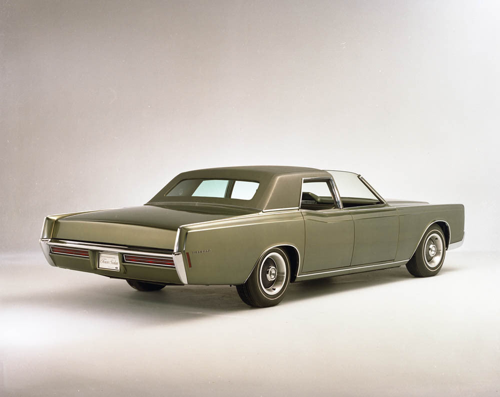 1969 Lincoln Continental Town Sedan concept car CN5507-32 0144-2927