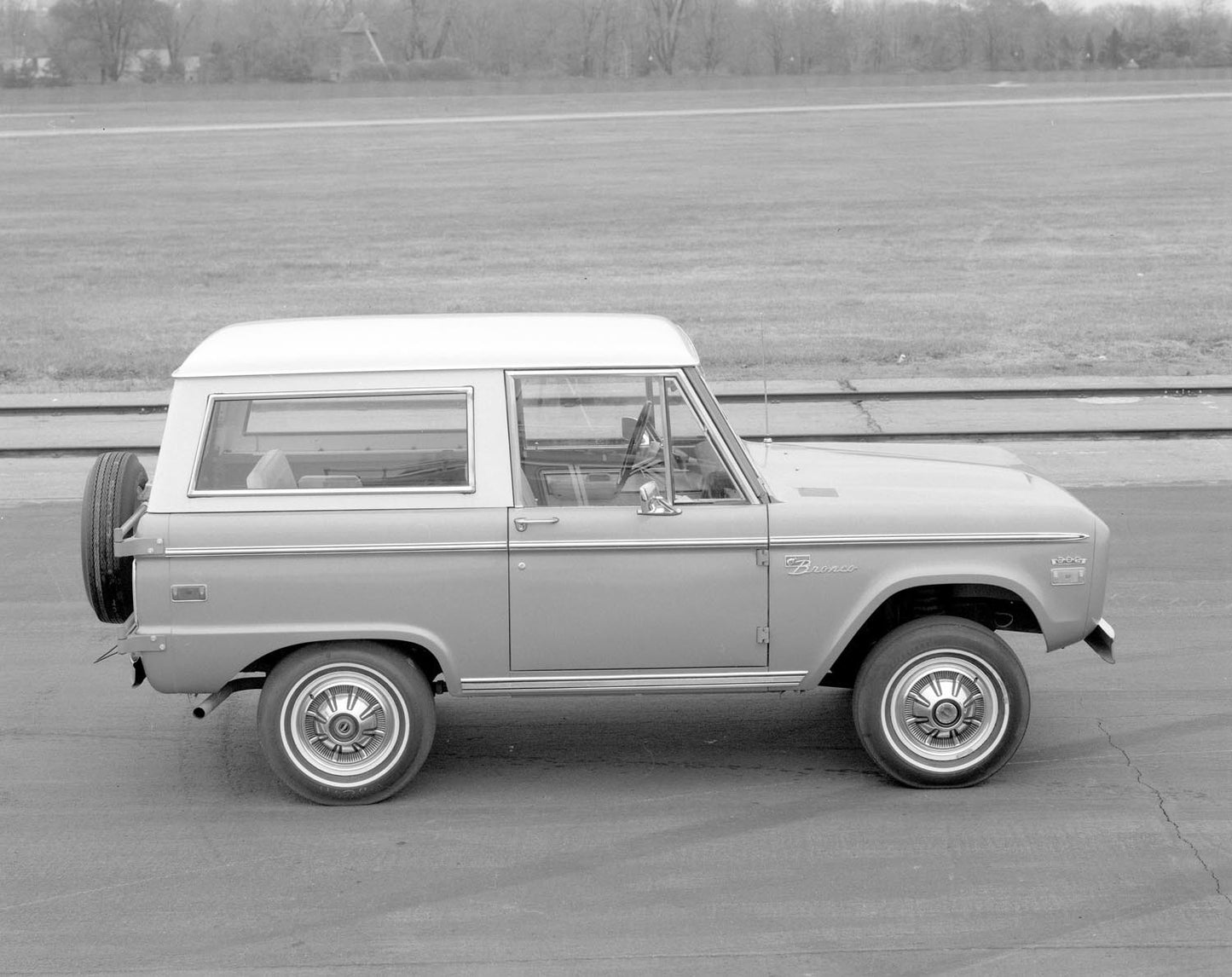 1970 Ford Bronco 151510-17 0144-2948