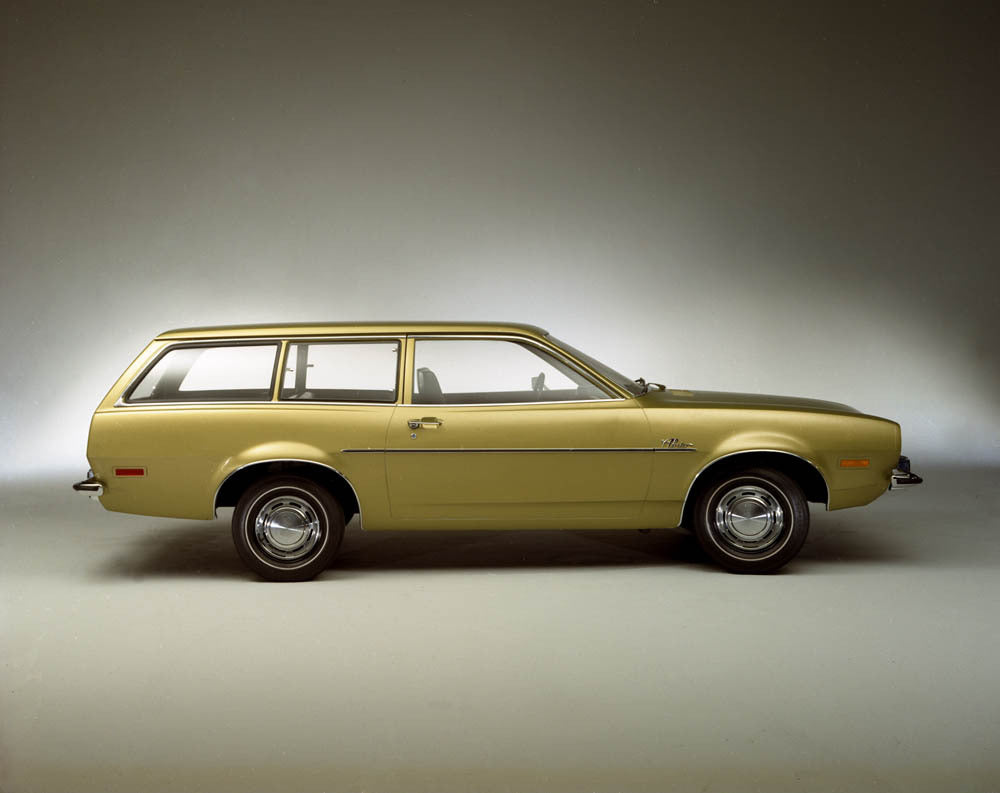 1972 Ford Pinto station wagon CN6306-170 0144-3044