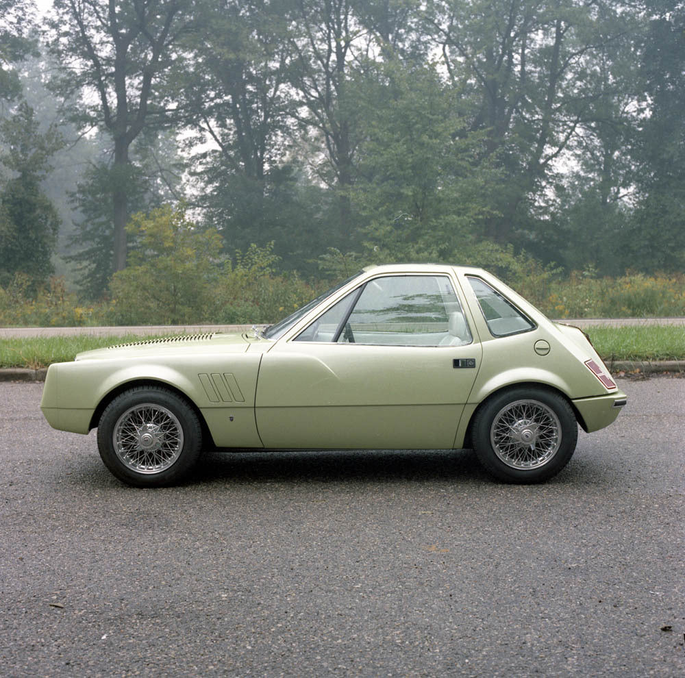 1975 Ghia Flashback concept car CN12244-4 0144-3079