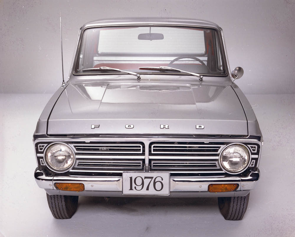 1976 Ford Courier pickup CN13011-164 0144-3083