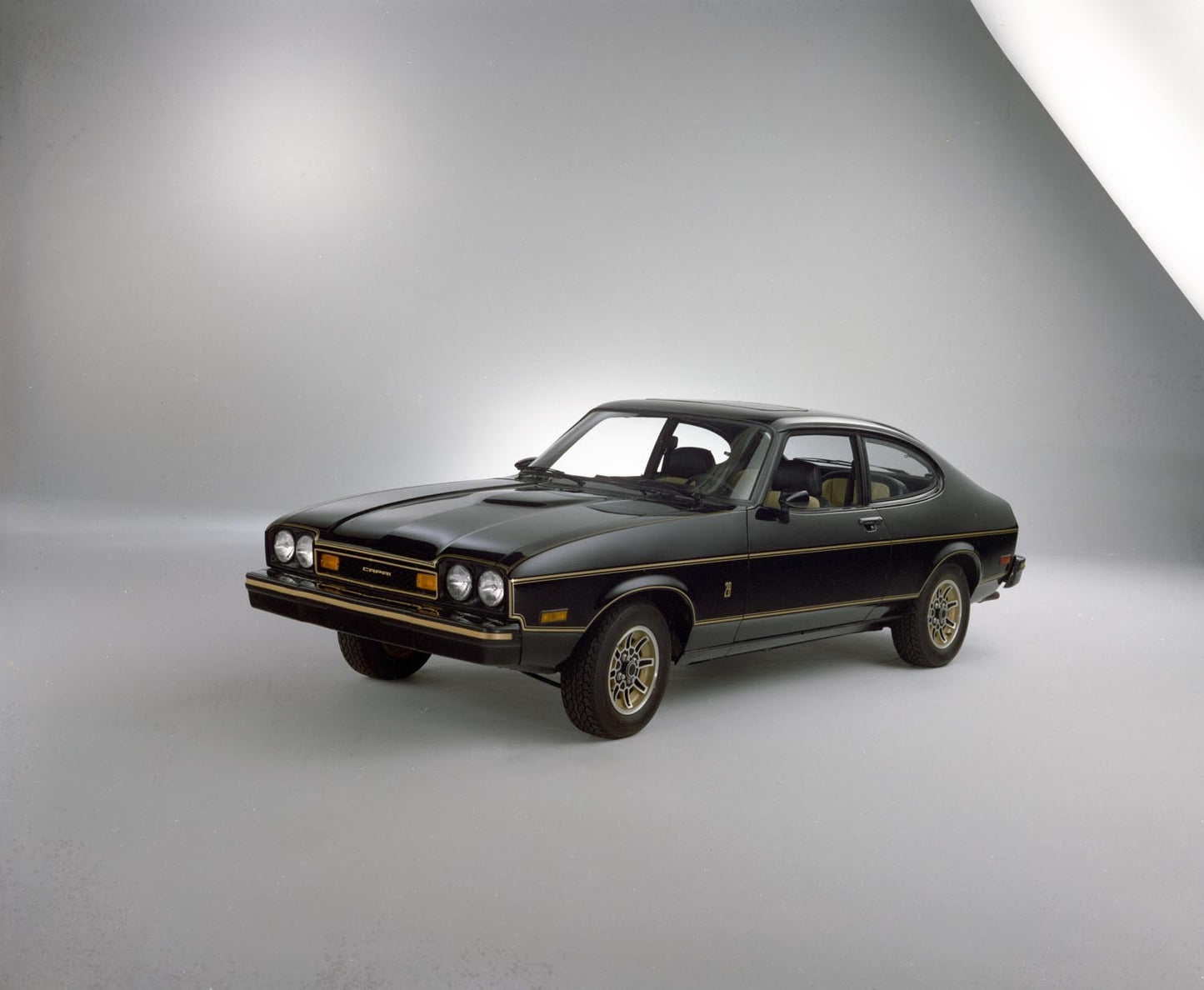 1976 Mercury Capri Player edition two-door CN13012-011 0144-3097