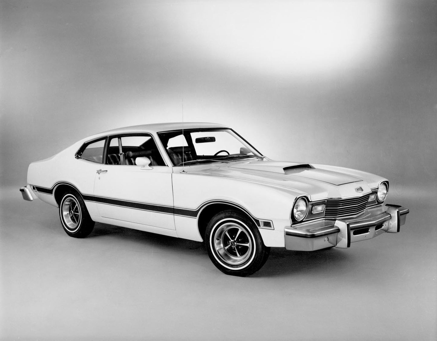 1977 Mercury Comet two-door 175008-29 0144-3110