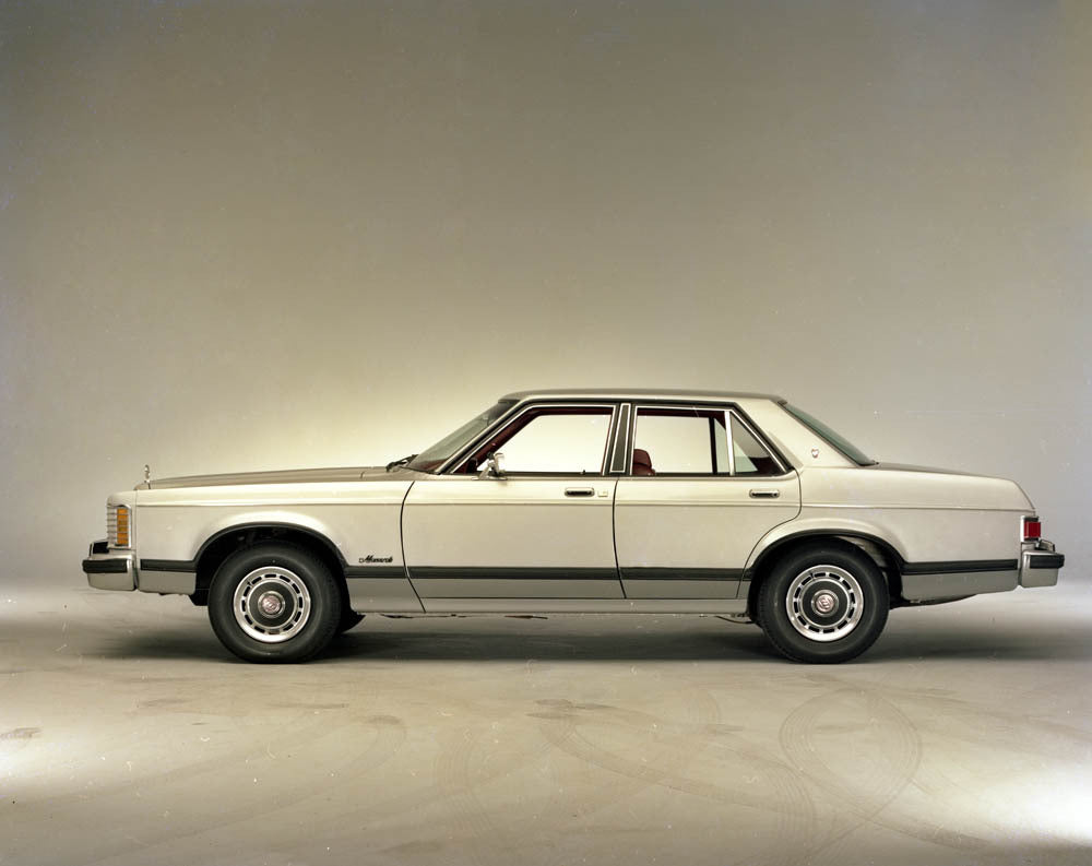 1977 Mercury Monardh Ghia four-door CN13510-125 0144-3120