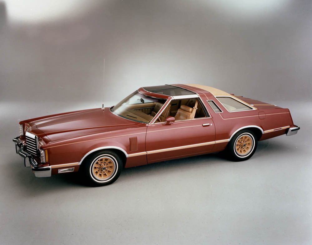 1978 Ford Thunderbird with T-top CN19505-047 0144-3121