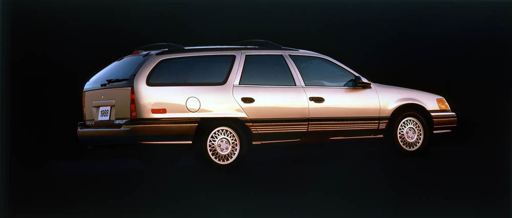 1988 Mercury Sable LS station wagon CN49014-034 0144-3198