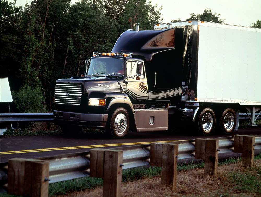 1989 Ford AeroMax L-9000 heavy truck CN52007-774 0144-3206