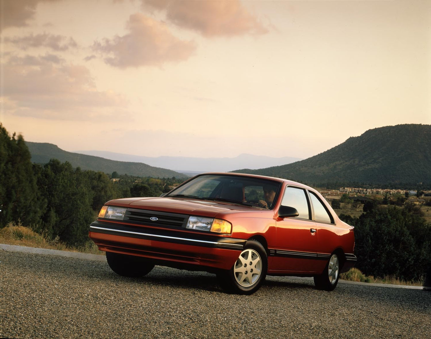 1989 Ford Tempo two-door CN52003-005 0144-3226