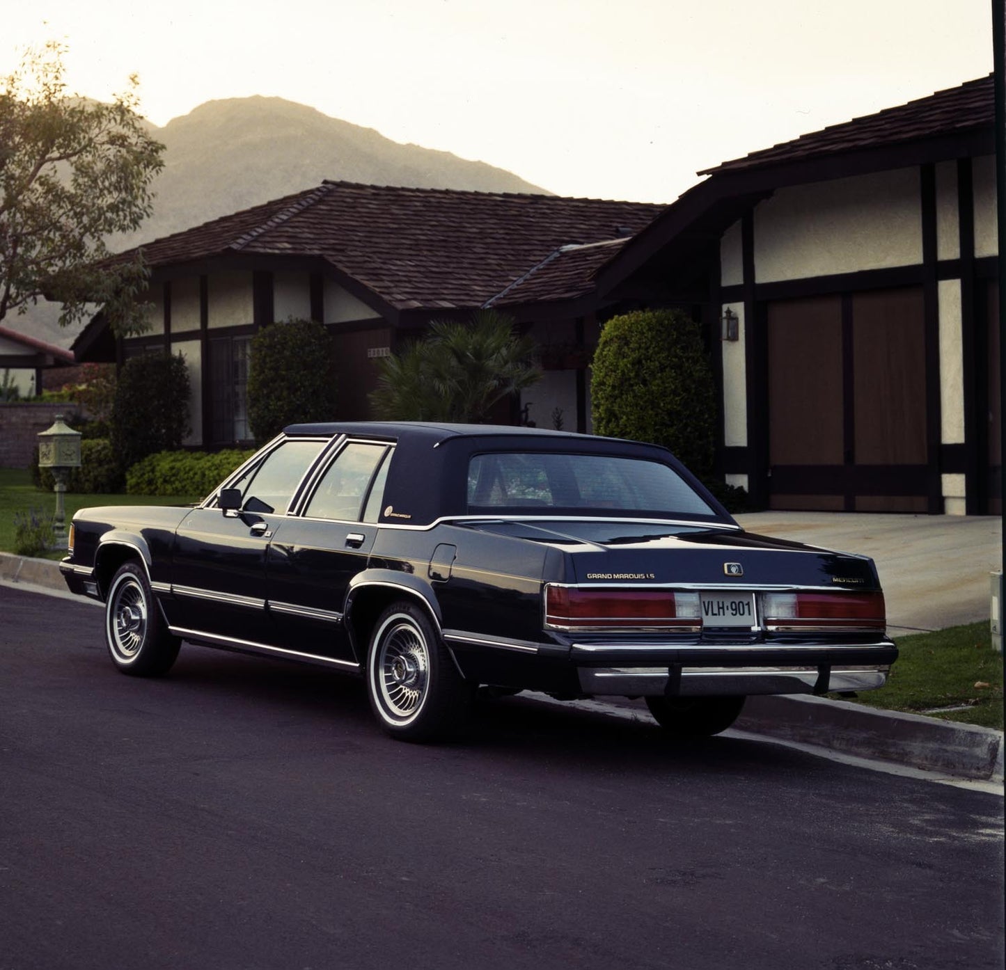 1989 Mercury Grand Marquis GS CN52011-22 0144-3247