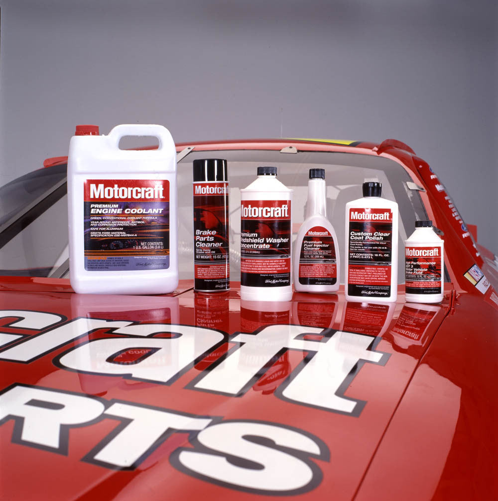 2002 Ford Motorcraft fluids display 87 AR-2001-213703 0144-3300