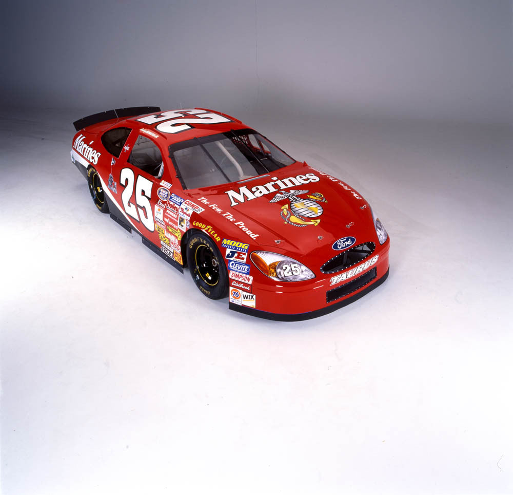 2002 Ford Taurus NASCAR Bobby hamilton Jr 25 AR-2001-213703 0144-3319
