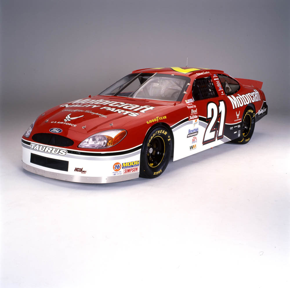 2002 Ford Taurus NASCAR Elliott Sadler 21 AR-2001-213703 0144-3333