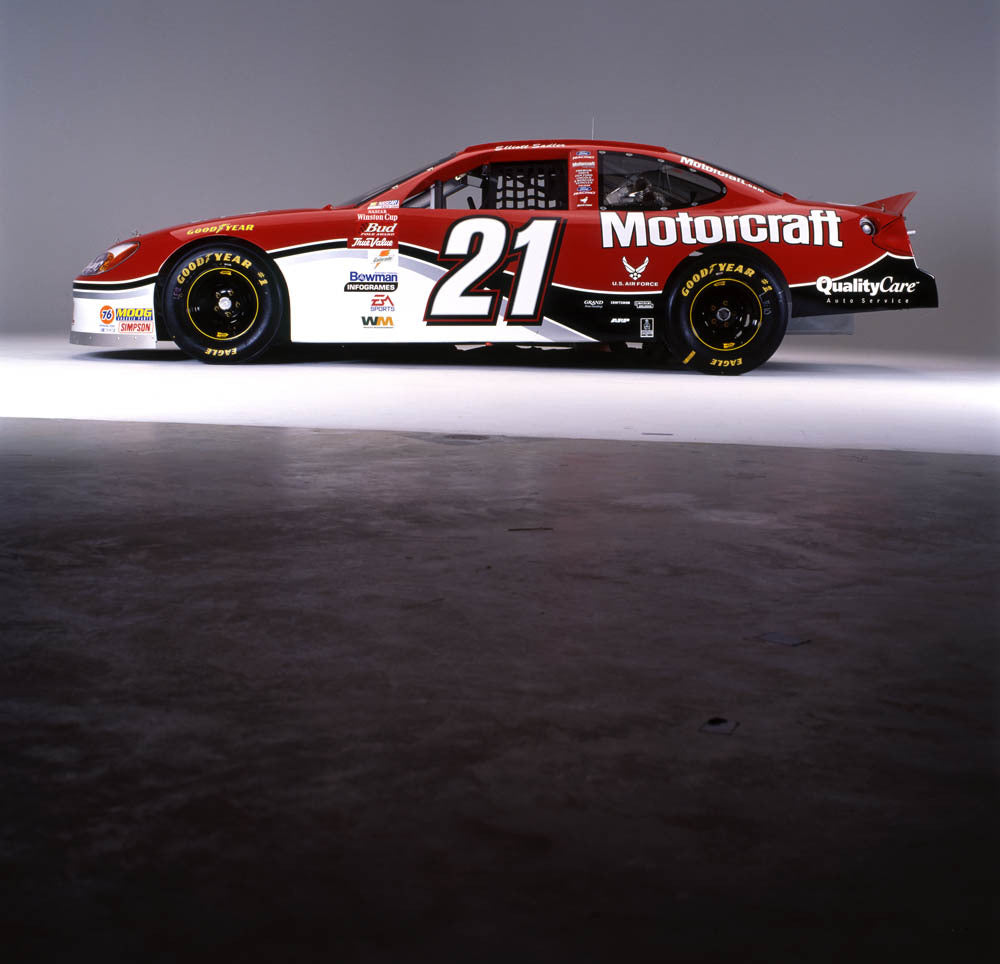 2002 Ford Taurus NASCAR Elliott Sadler 23 AR-2001-213703 0144-3335