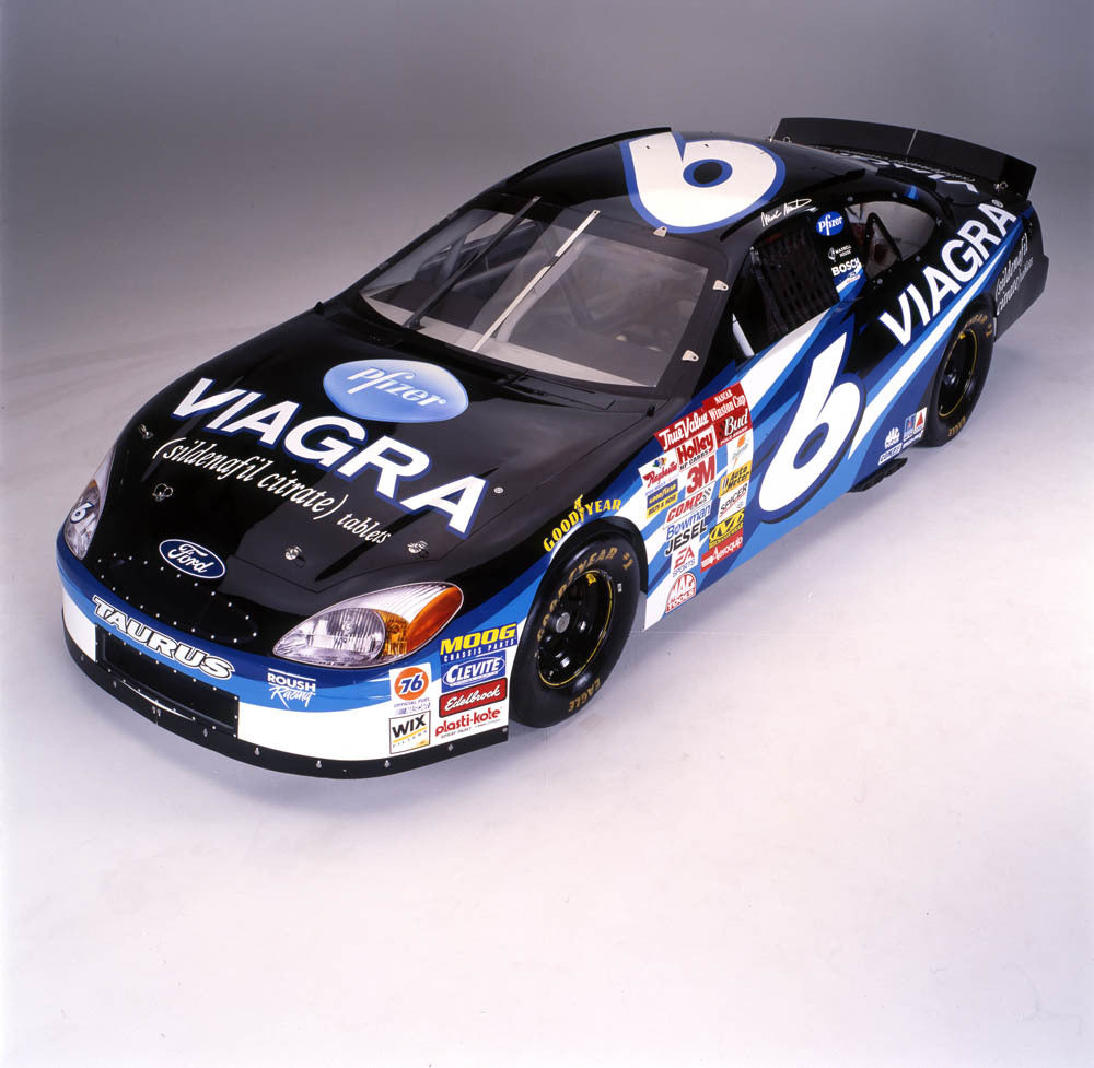 2002 Ford Taurus NASCAR Mark Martin 6 AR-2001-213703 0144-3387