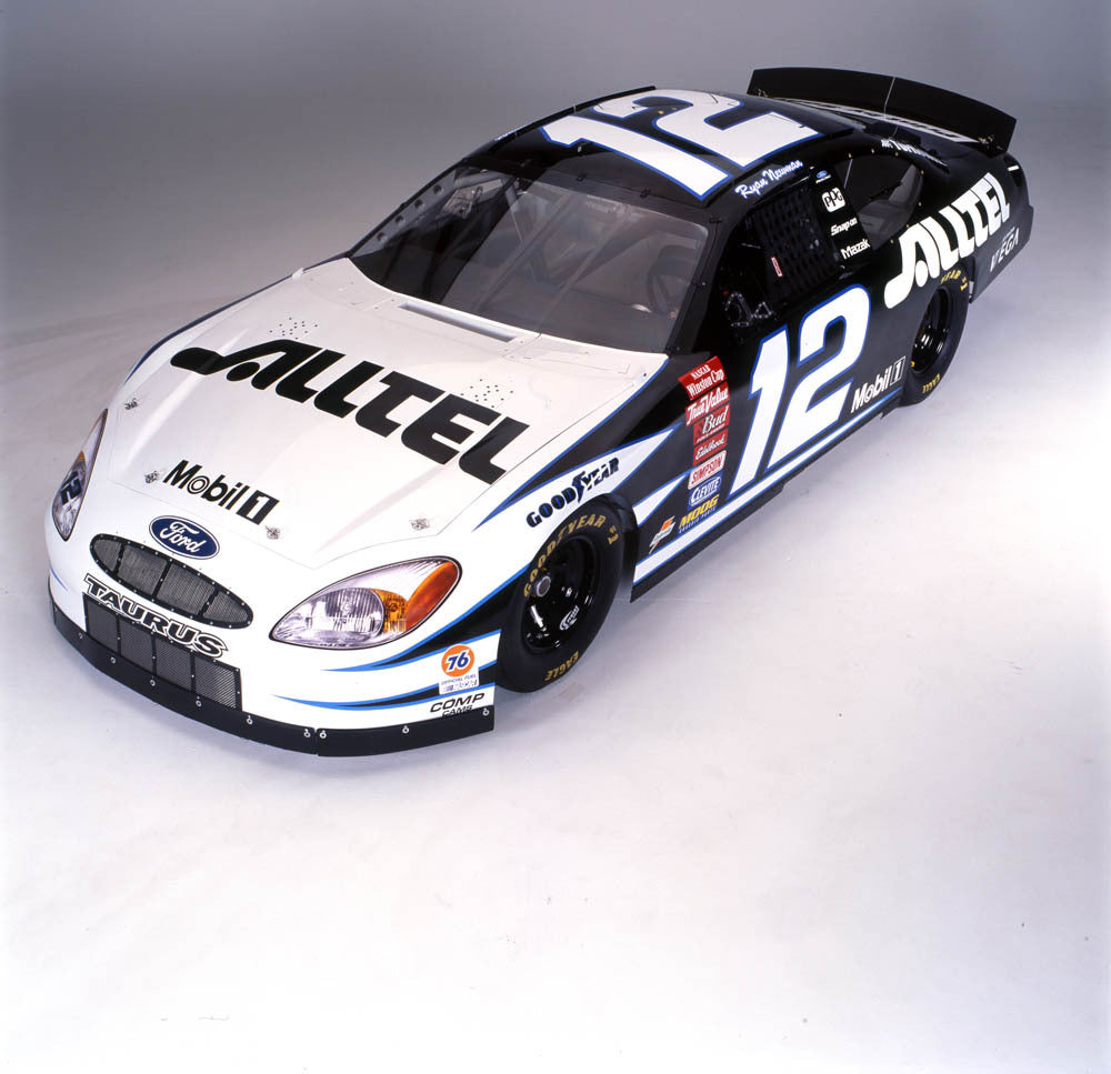 2002 Ford Taurus NASCAR Ryan Newman 10 AR-2001-213703 0144-3405