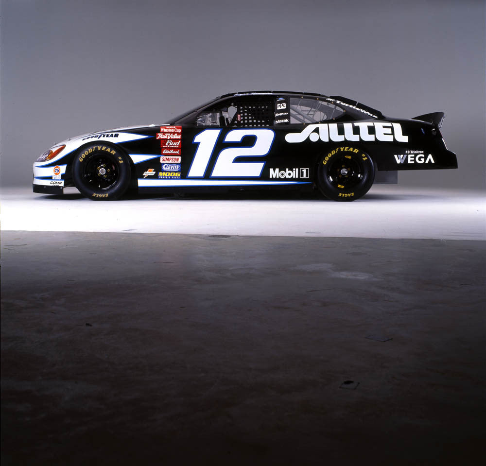 2002 Ford Taurus NASCAR Ryan Newman 37 AR-2001-213703 0144-3406