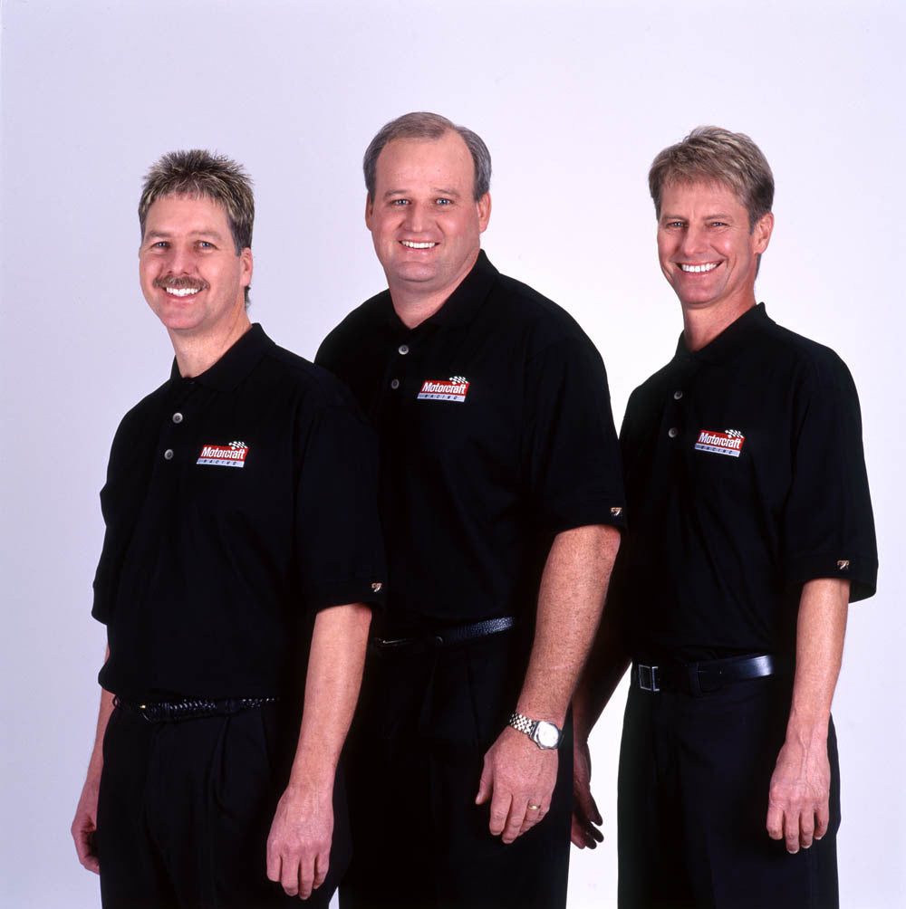 2002 Wood Brothers NASCAR Team 104 AR-2001-213703 0144-3426