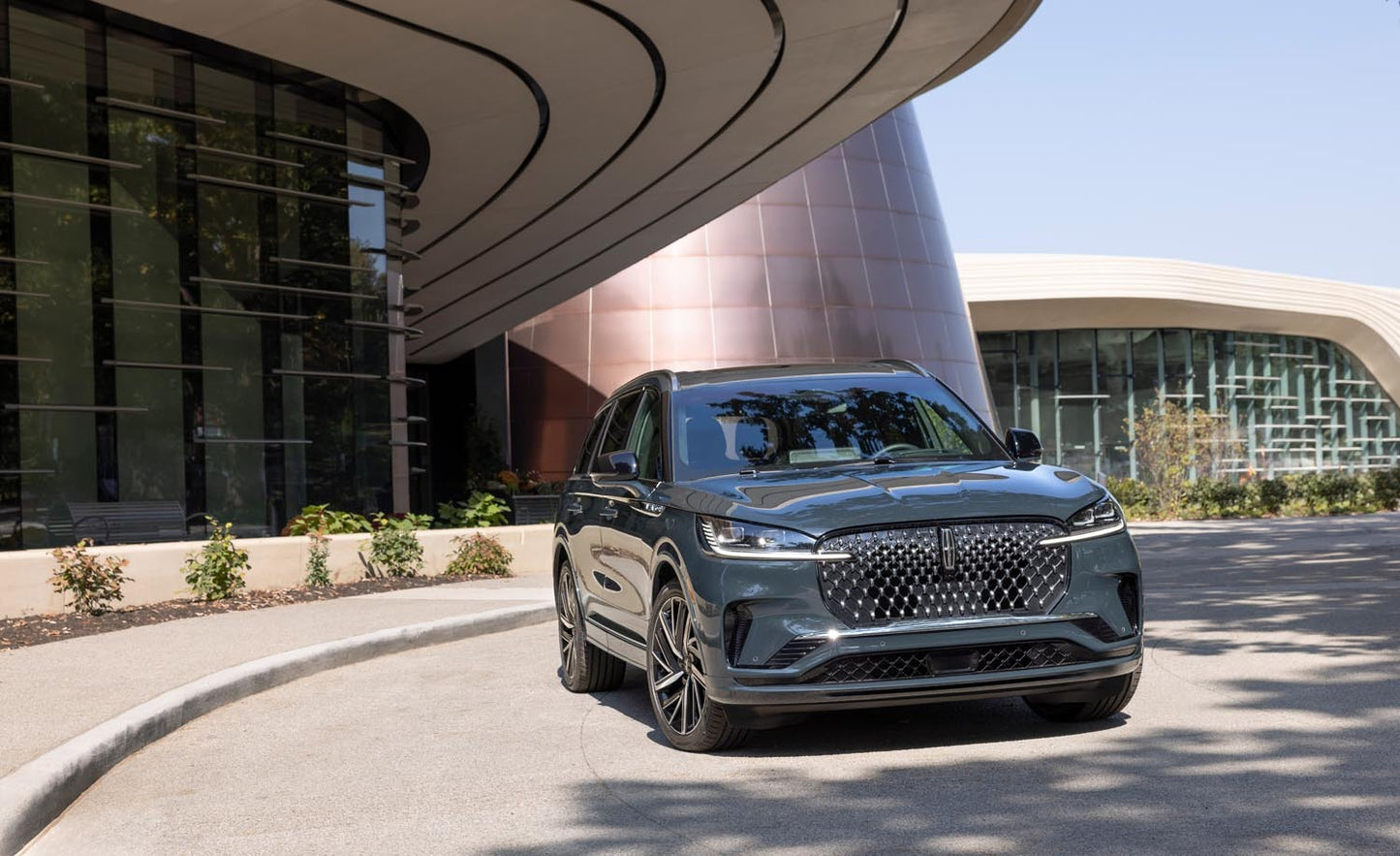 2025 Lincoln Aviator Black Label - Cenote Green 0144-4683