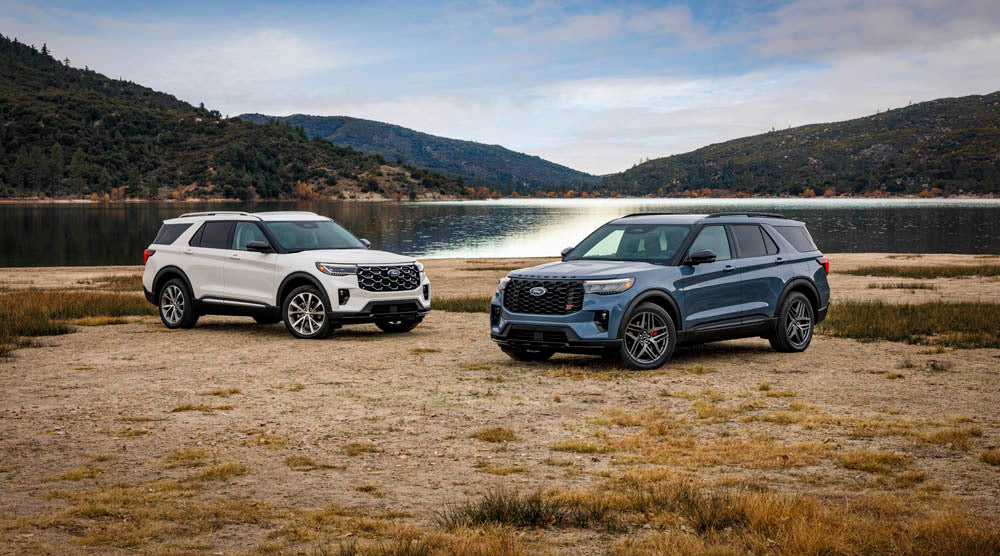 2025 Explorer ST Blue and White Platinum 0144-4781