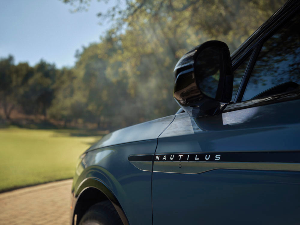 Official Lincoln image of the 2026 Lincoln Nautilus.