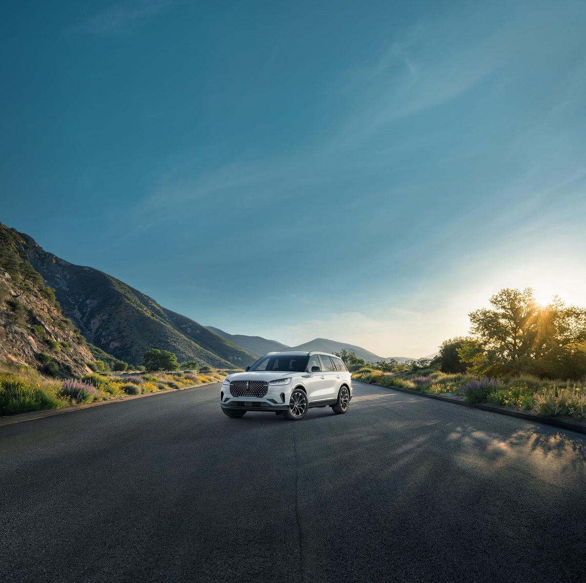 Official Lincoln image of the 2026 Lincoln Aviator.