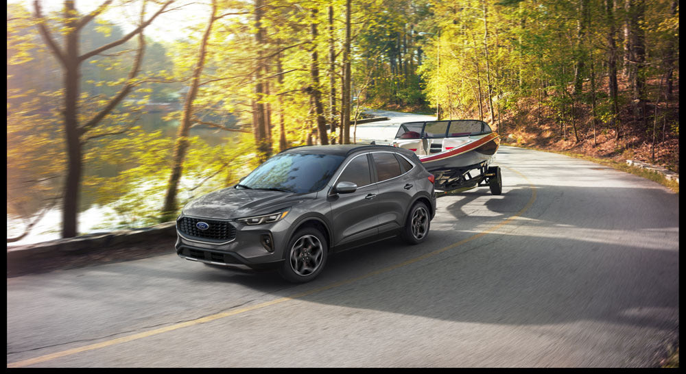 Official Ford Motor Company image of the 2026 Ford Explorer Platinum.