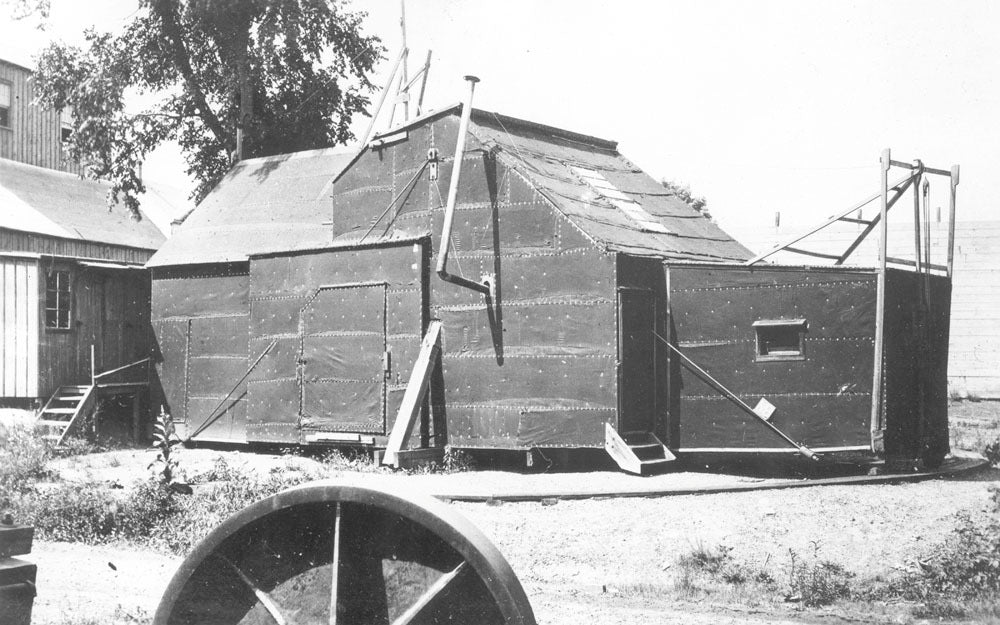 Black Maria Movie Studio ca1894 0400-1543