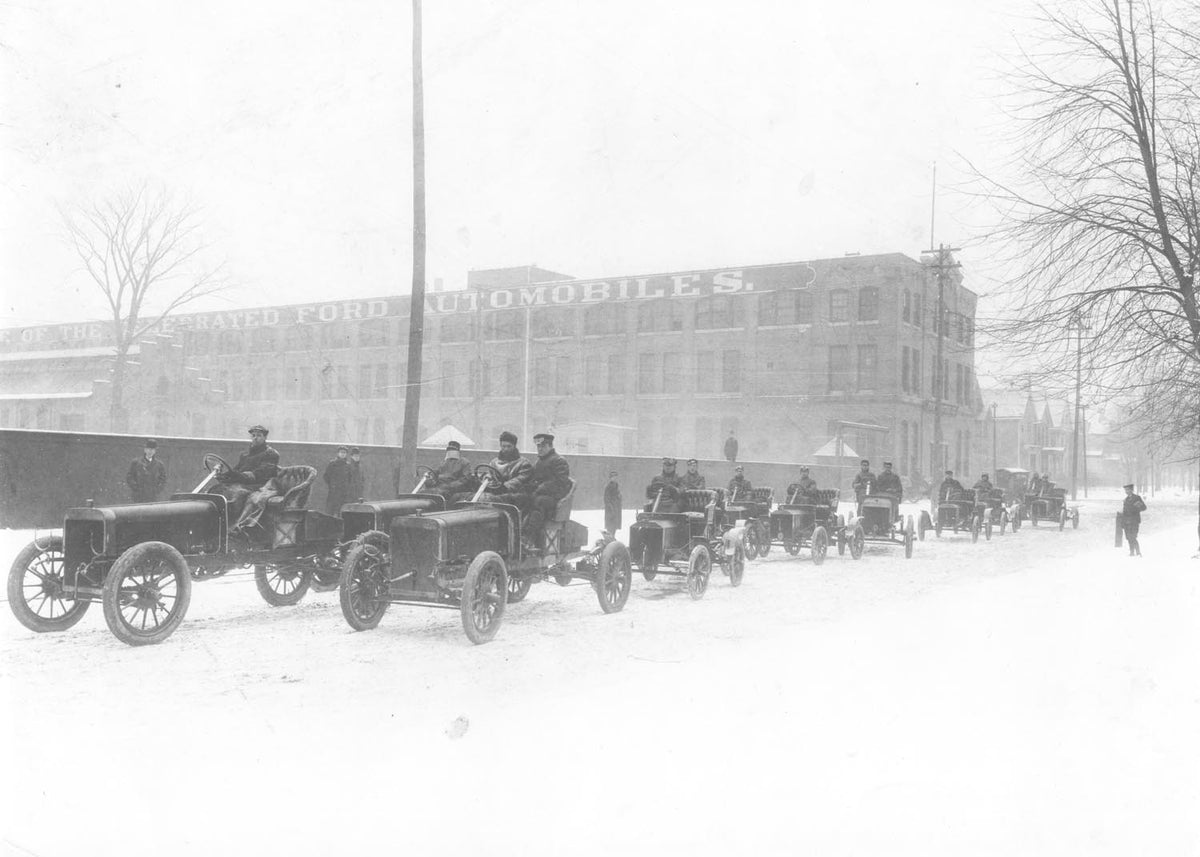 Original archival image documenting Ford Automobiles Piquette Ave ca1906.