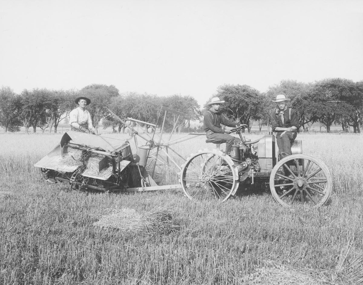 Original archival image documenting Experimental Tractor 1907.