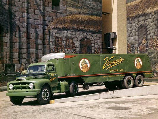 1951 Ford F 8 truck with Vernors trailer 0400-8300
