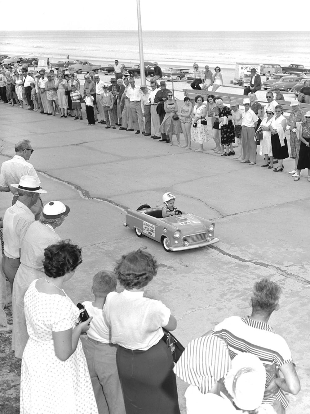 1956 Ford junior Thunderbird race at Daytona speed 0400-8404