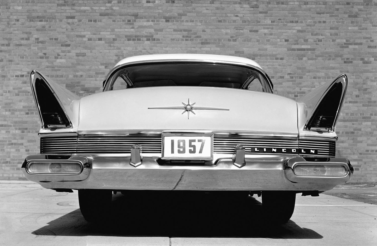 1957 Lincoln 0400-8446