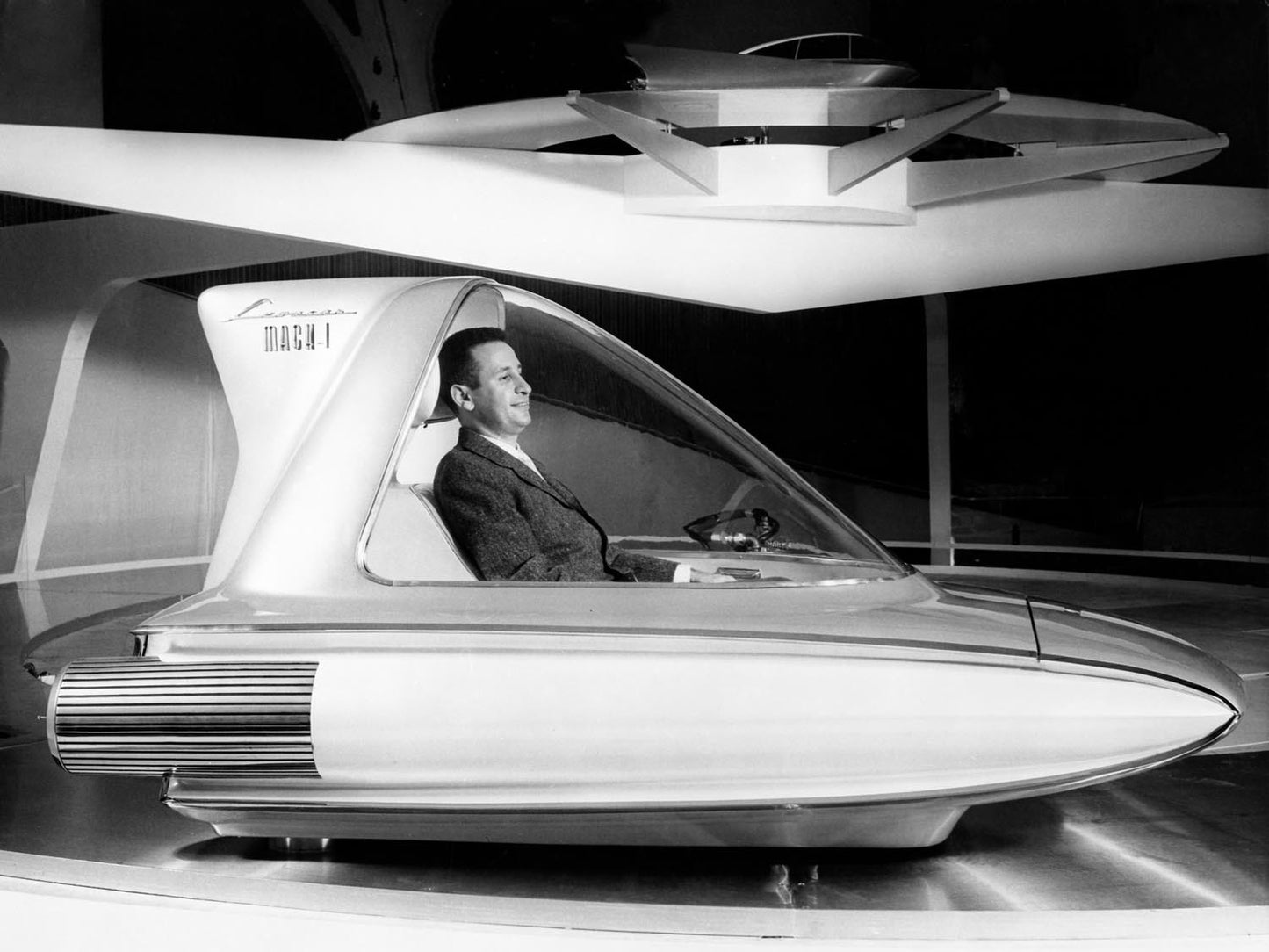 1959 Ford Levacar concept car 0400-8475