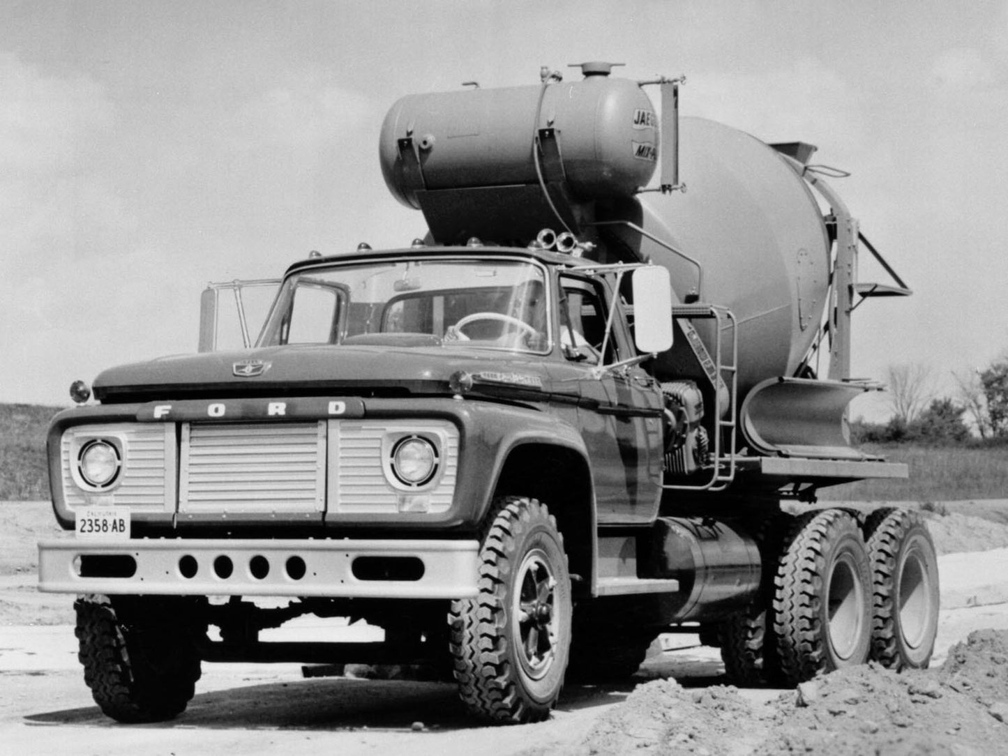 1961 Ford pickup and cement truck 0400-8523