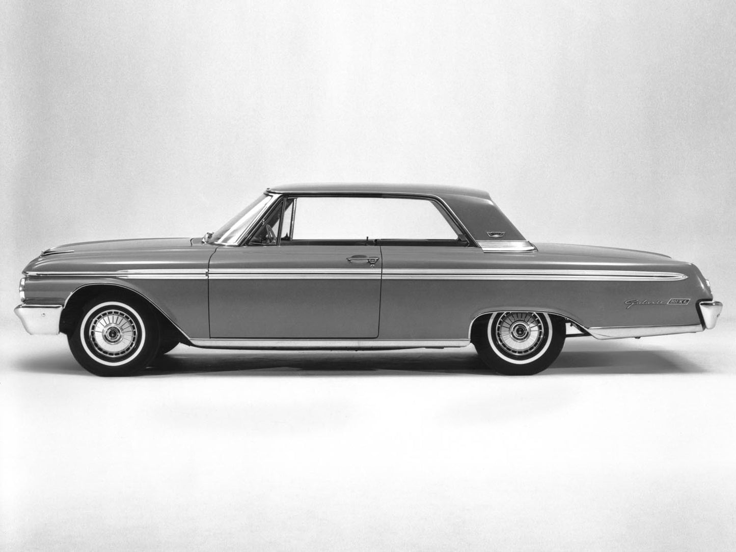 1962 Ford Galaxie 500XL hardtop 0400-8548