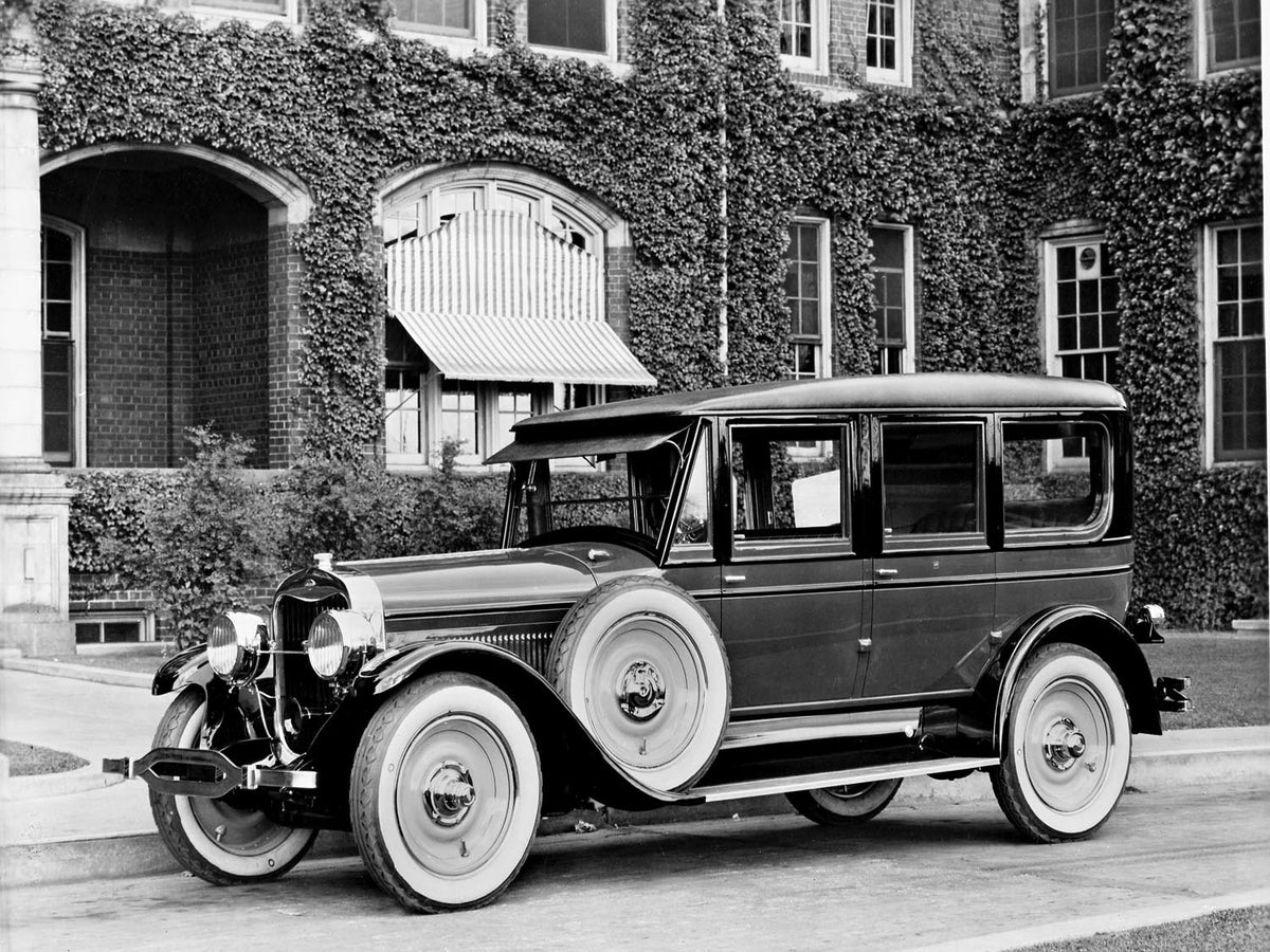 Ford Motor Company archival image documenting 1924 Lincoln Fleetwood Limousine.