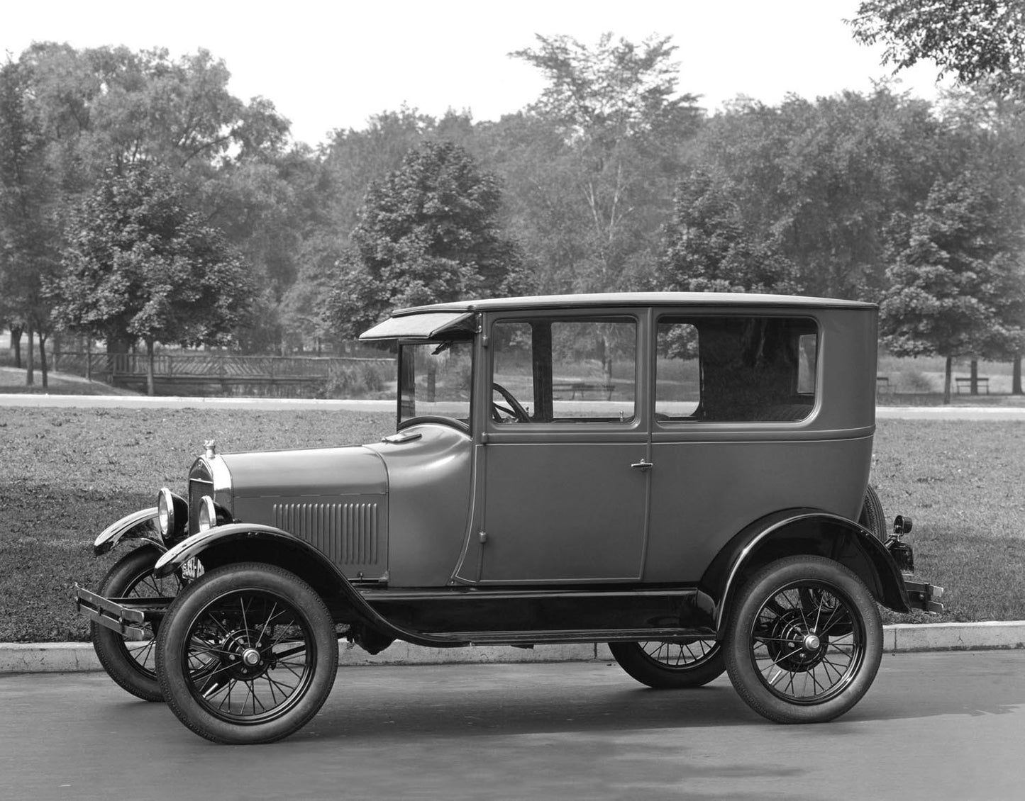1926 Ford Model T Tudor Sedan 0400-8771