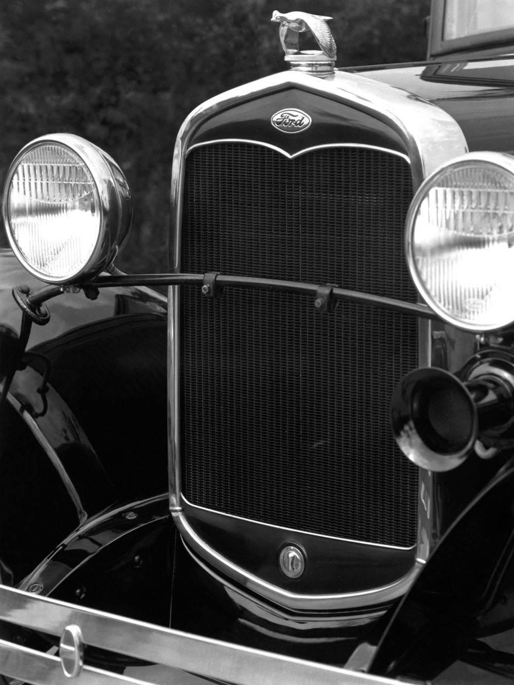 1931 Model A radiator and shell 0400-8825