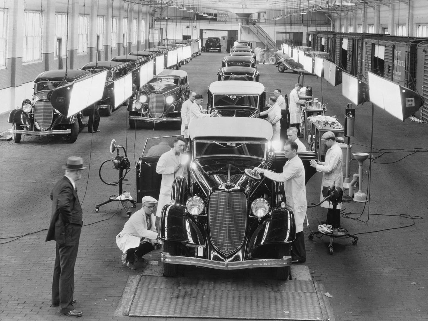 1934 Lincoln final inspection before shipment 0400-8859