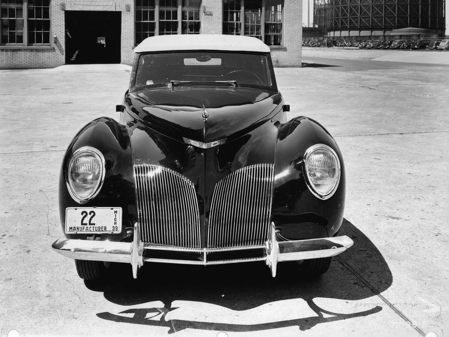 1940 Lincoln Zephyr Convertible 0400-8905