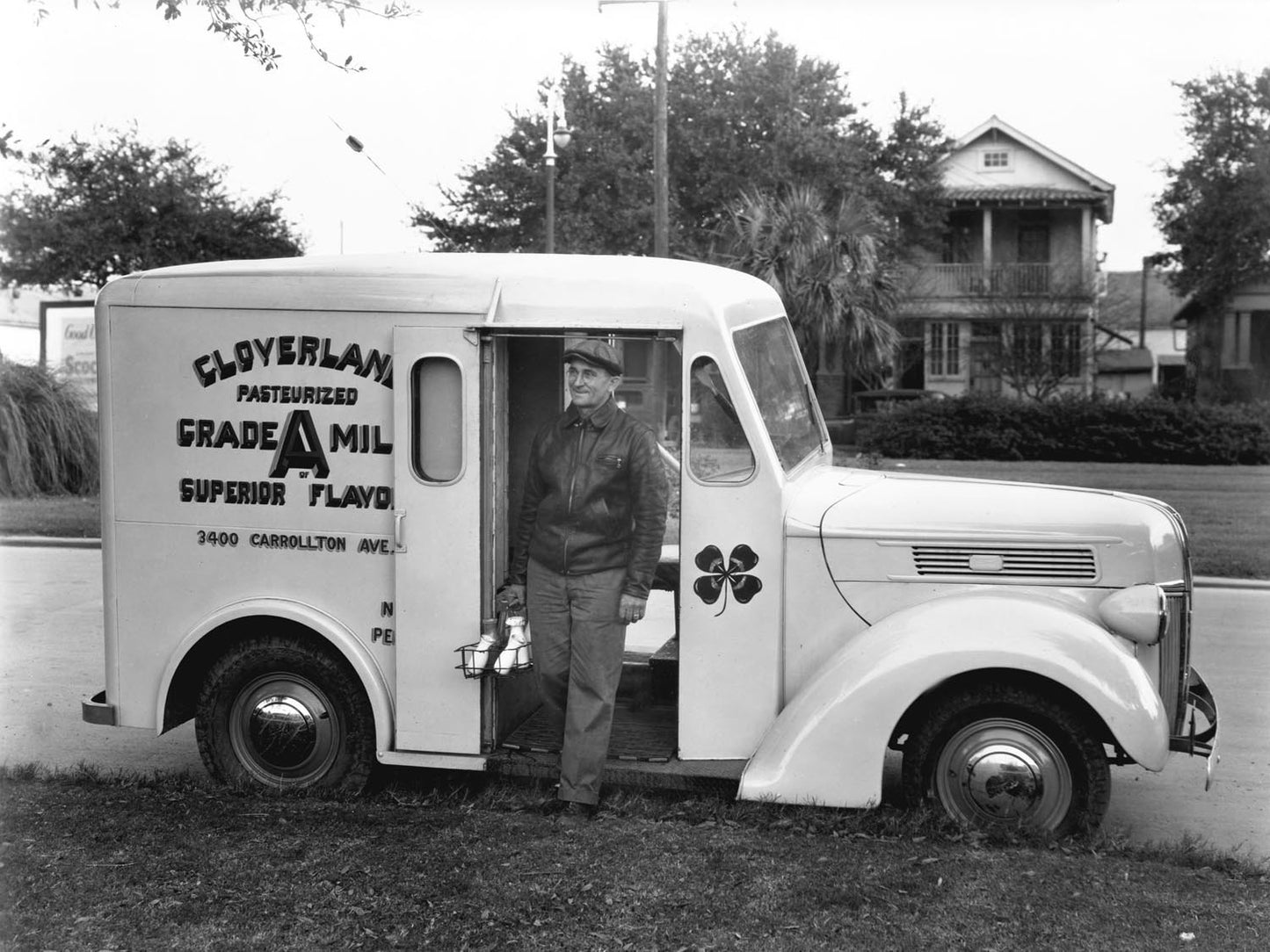 1941 Ford Truck with custom body work 0400-8918