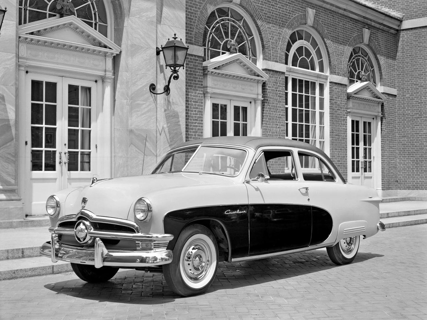 1950 Ford Crestliner 0400-9097