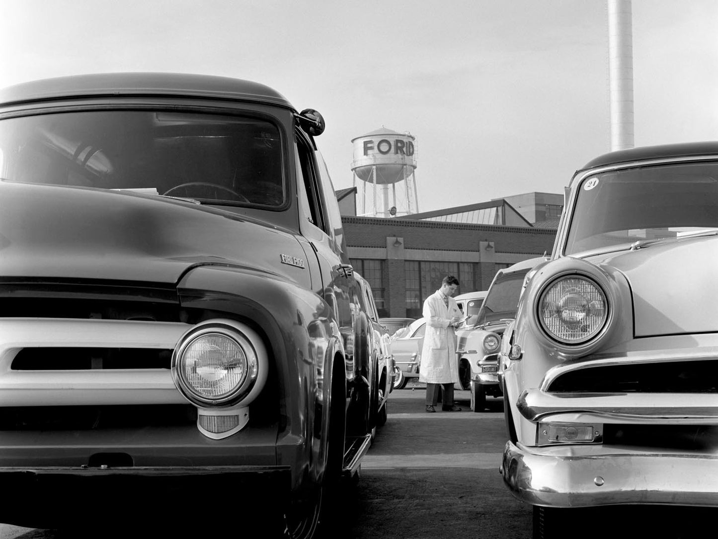 1953 Ford Chicago Assembly Plant 0400-9207