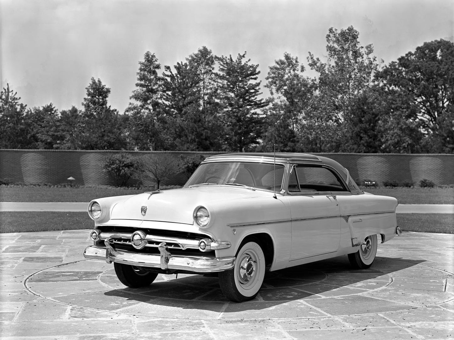 1954 Ford Skyliner Tudor hardtop 0400-9239