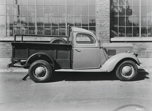 undated ford England pre WWII Ute 0401-0684