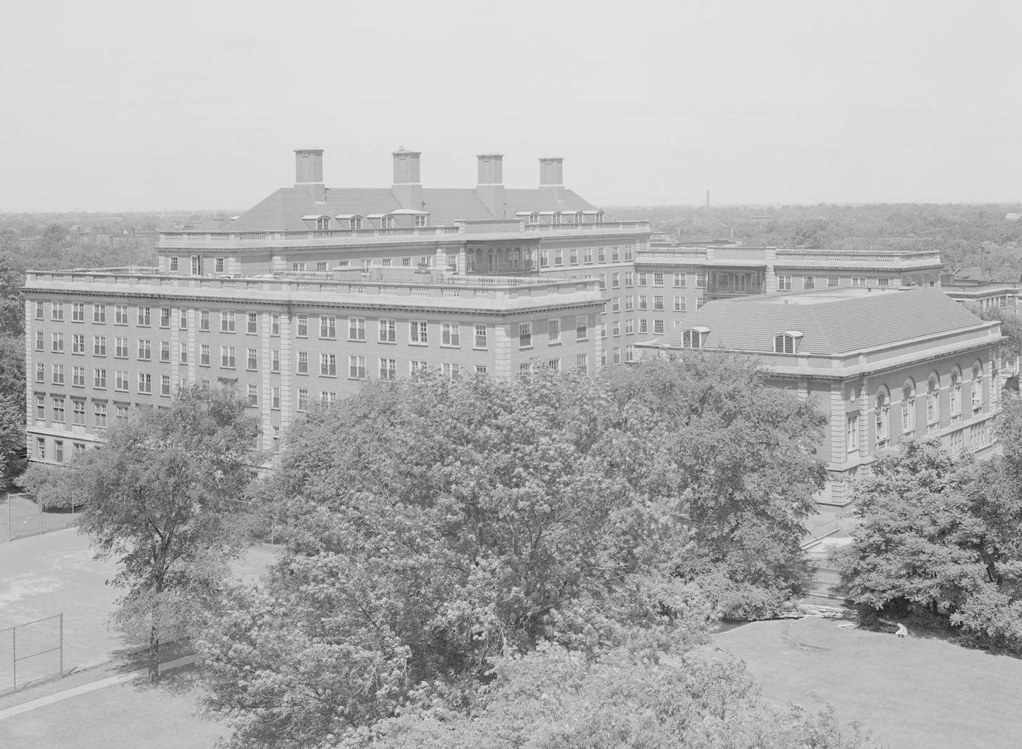 1946 Henry Ford Hospital 0401-1025